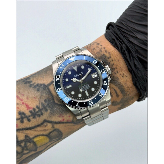 Custom Seiko Mod • Deepsea Chrome Blue Dual Time • 40mm